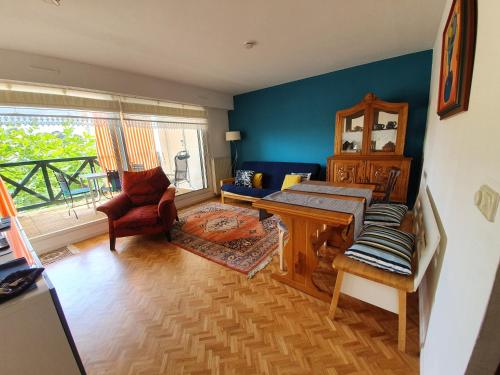 Bonito apartamento al lado playa con vistas al lago, al lado de San Juan de Luz.