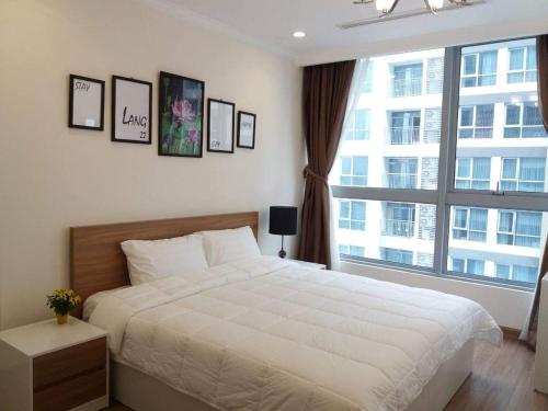 Luxury Lotus Apartment in Vinhomes Central Park, Ho Chi Minh City, Vietnam