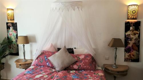 Ένα ή περισσότερα κρεβάτια σε δωμάτιο στο Casa Magica