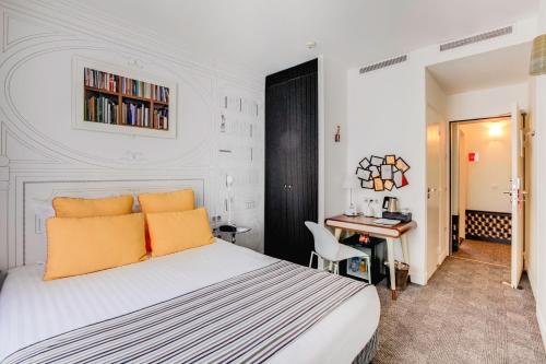 Postel nebo postele na pokoji v ubytování Hotel Joyce - Astotel