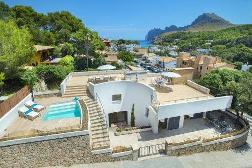 Mediterranean Villa Estrella de Mar next to the Sea
