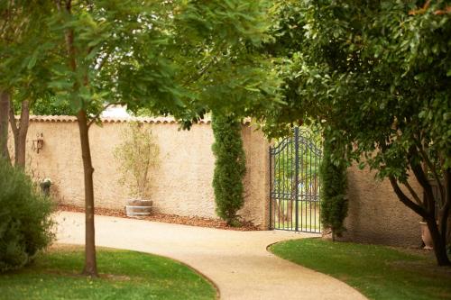 Un jardín fuera de Villa Howden
