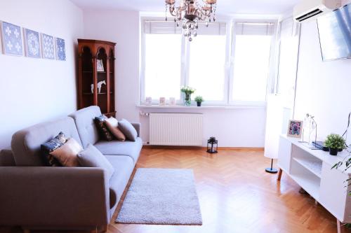 Posedenie v ubytovaní Cozy and great location by Cooee Apartments