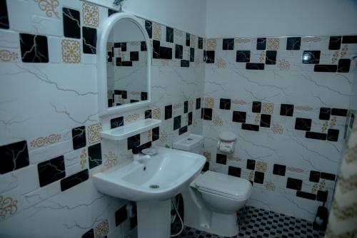 Gallery image of Tulip Guest Inn in Point Pedro