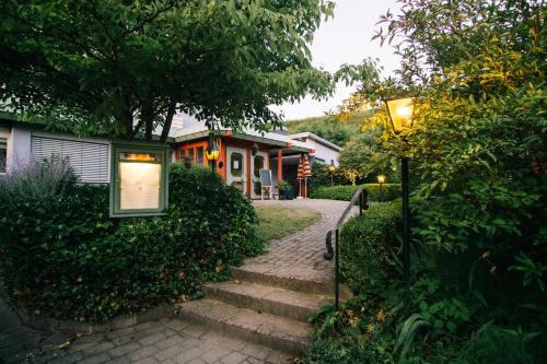 Κήπος έξω από το Landhaus Keller - Hotel & Restaurant