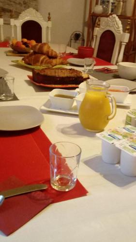 Jídlo v bed and breakfast nebo okolí