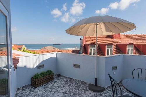 Terrace & River View in Alfama