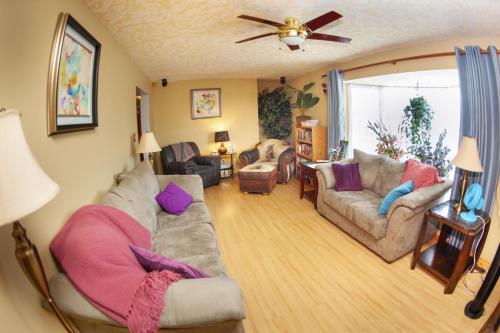 Tiga Bed and Breakfast – Photos 4