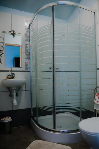 Bilik mandi di Ranczo Okole