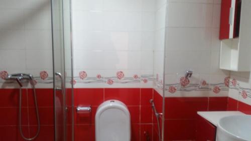 Kupaonica u objektu Smir Park