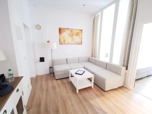 FRITZ by ROCKCHAIR Apartments l SUPERHOST Status l 3 Bedrooms Boxspringbeds 2 Bathrooms 2 Kitchen - Cozy Family & Business Flair welcomes you! photo 32