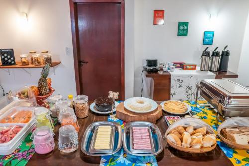 Makanan di atau berdekatan inn ini