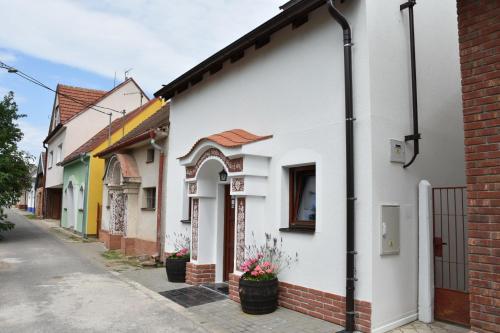 a row of houses on a street at Vinný sklep U Ševčíků in Mutěnice