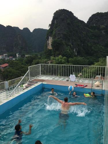 Piscina a Limestone View Homestay o a prop