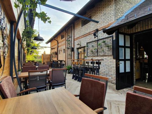 ห้องอาหารหรือที่รับประทานอาหารของ OldBrick PUB