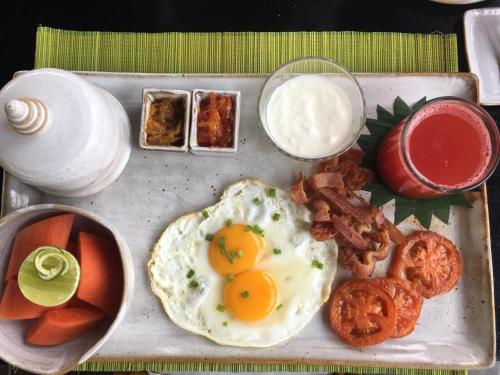 Jídlo v rezortu nebo okolí