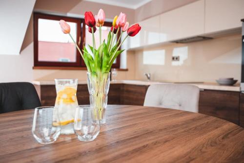 POINT flat, beautiful view from terrace to Prague Castle