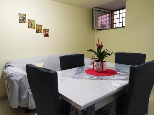 Foto dalla galleria di Casa Vacanza The Sisters House Pompei a Pompei