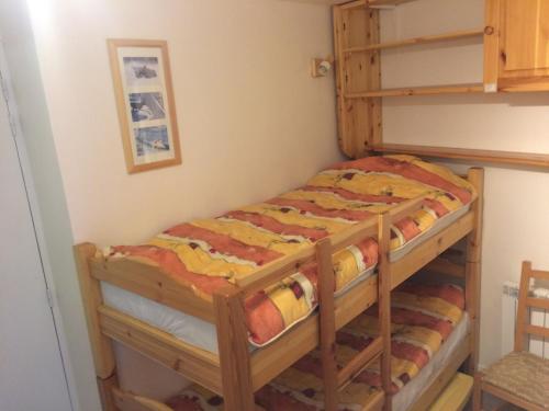 - une chambre avec 2 lits superposés dans l'établissement Campanule, à Champagny-en-Vanoise