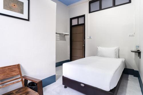 Udomsuk Hotelにあるベッド