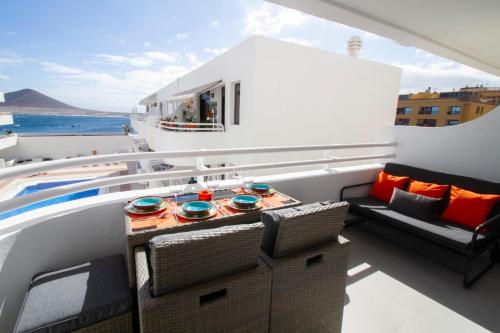 MEDANO4YOU Orange Dream Holiday Home