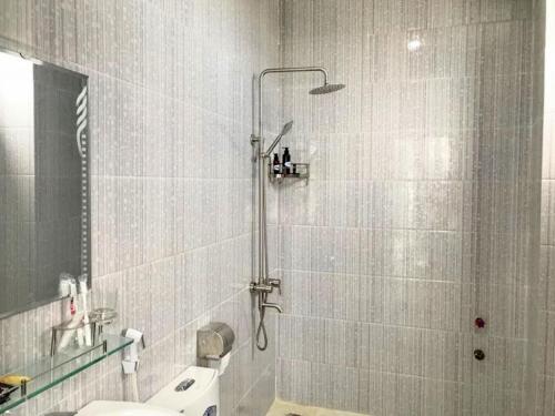 Kylpyhuone majoituspaikassa Tam Homestay