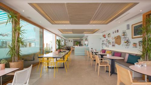 Posezení v ubytování La Goleta Hotel de Mar - Adults Only