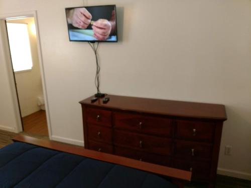 Μια τηλεόραση ή/και κέντρο ψυχαγωγίας στο The Ohio Motel