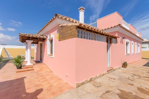 Villa Bella Lucia 3. Piscina Climatizada, WiFi, BBQ.