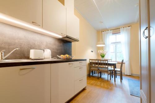 Dapur atau dapur kecil di Verona Apartments - Märjamaa