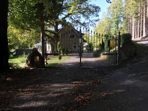 Clientes alojados en La Villa des Sources à 500 mètres du circuit