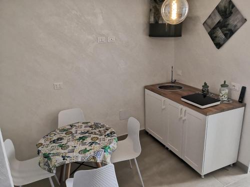 Kuchyň nebo kuchyňský kout v ubytování 58 Gradini di Girgenti