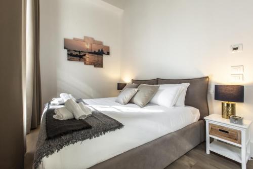 Elegant Fornasa Vecia, canal view with a beautiful garden R&R photo 22