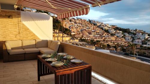 New Deluxe Stunned Seaview 2 bed Apt