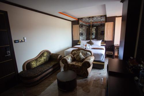 Posezení v ubytování BAB ALHARA HOTEL