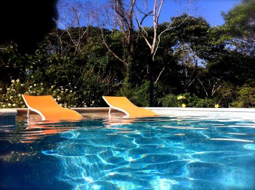 Piscina en o cerca de Tree of Life Cabinas