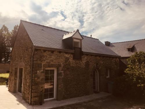 Maison en pierre entièrement rénovée.