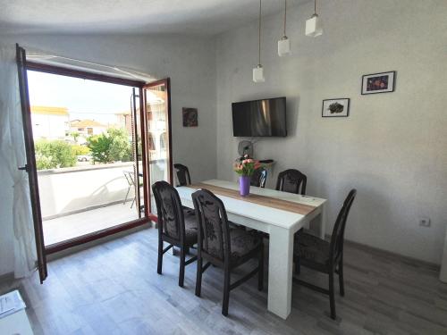 Blue Horizon - apartment with 2 terraces