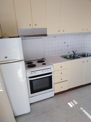 Gallery image of Souvlakis Pool Suites (S.P.S) in Chania Town