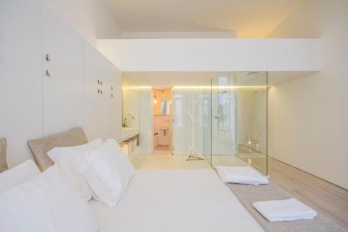 Foto da galeria de OHH - Mouzinho Deluxe Apartment em Porto