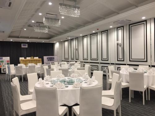 Belle Grand Hotelにあるレストランまたは飲食店