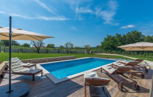 Πισίνα στο ή κοντά στο Villa Terra