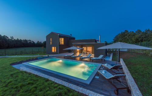Πισίνα στο ή κοντά στο Villa Terra