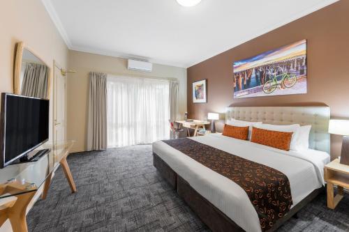 Kimberley Gardens Hotel, Serviced Apartments and Serviced Villas Image