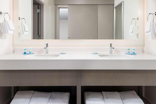 Ένα μπάνιο στο Hyatt House Chicago West Loop-Fulton Market