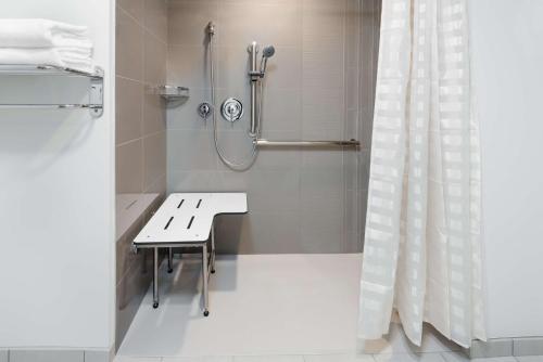 Ένα μπάνιο στο Hyatt House Chicago West Loop-Fulton Market