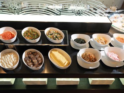 Mad på ryokanen eller i nærheden