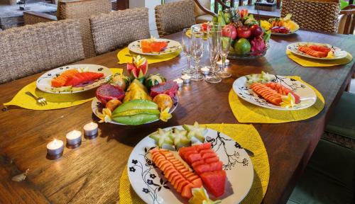 Jídlo v vily nebo okolí