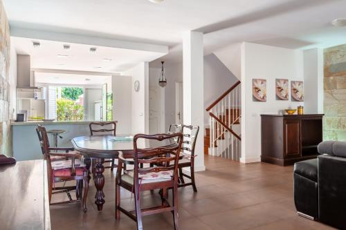 Cozy townhouse in El Duque
