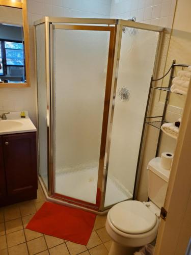 The Windsor Inn Guest Houseにあるバスルーム
